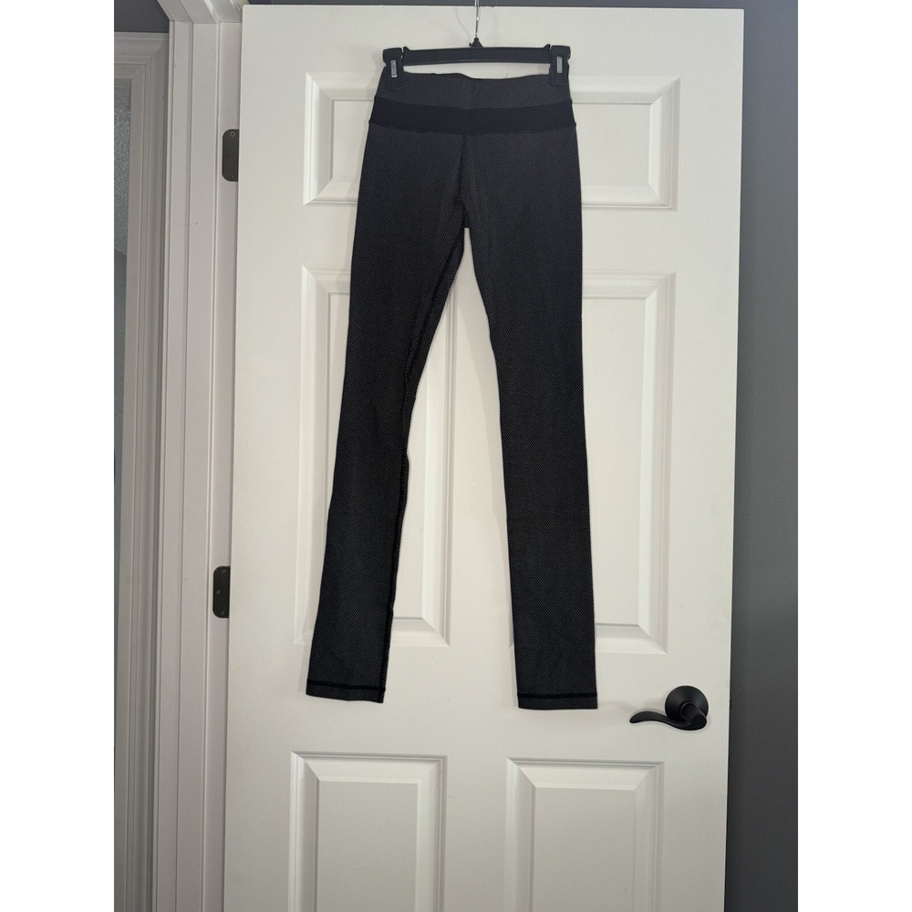 Lululemon Skinny Groove Leggings Size 2 Black Gray